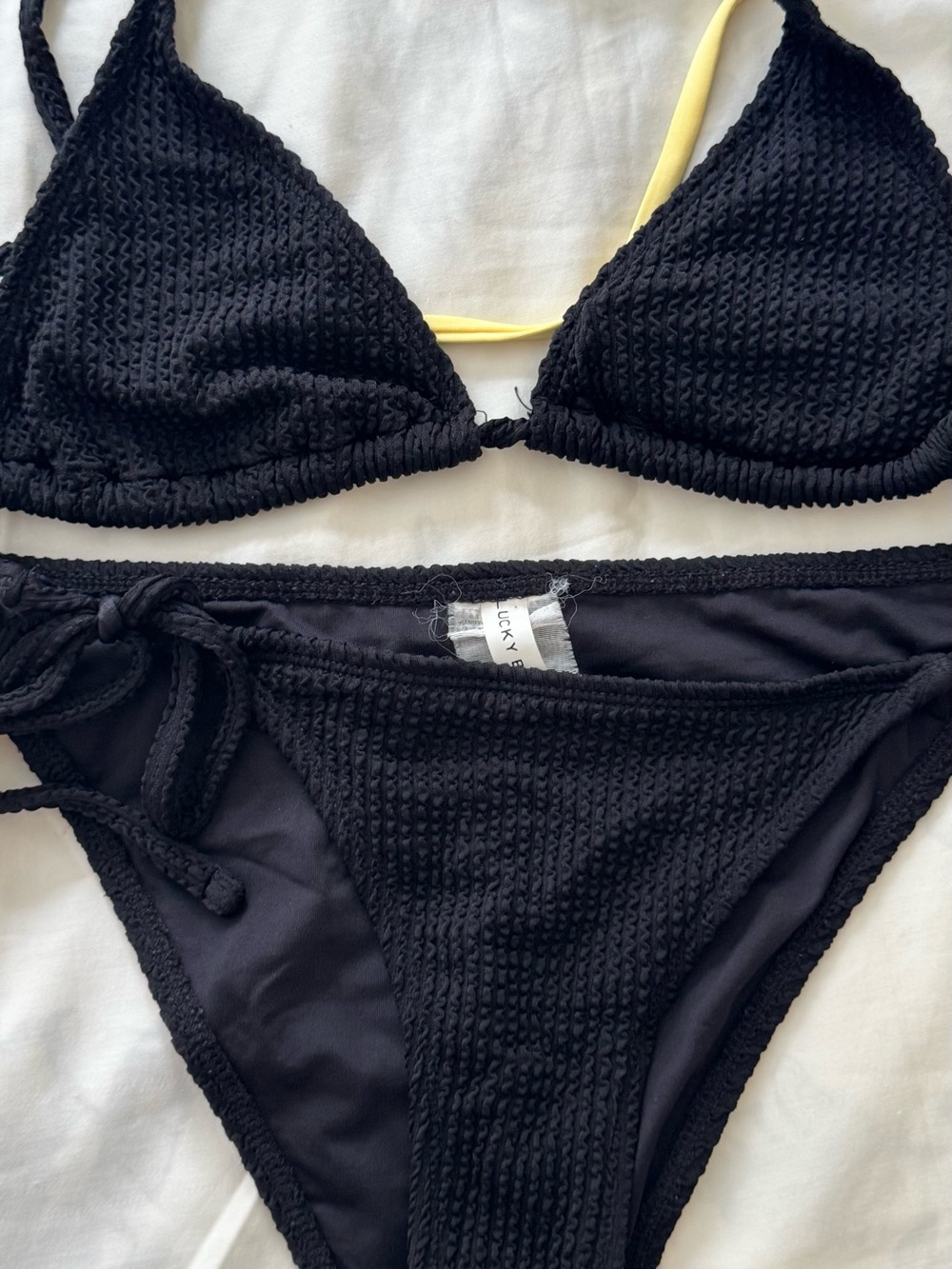 H&M Two-Piece Triangle Bikini Sets in Black & Pale Yellow - Picture 5 of 9